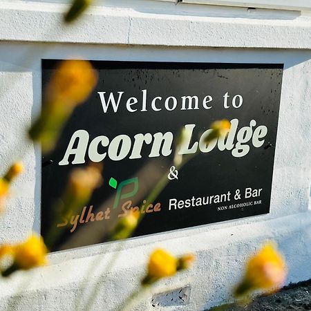 Acorn alojamiento Gatwick Horley Exterior foto